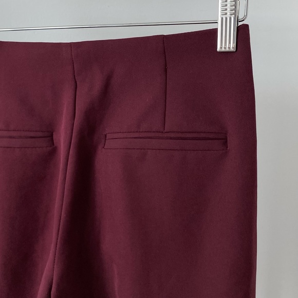 Zara Burgundy Cropped Pants - Picture 4 of 7